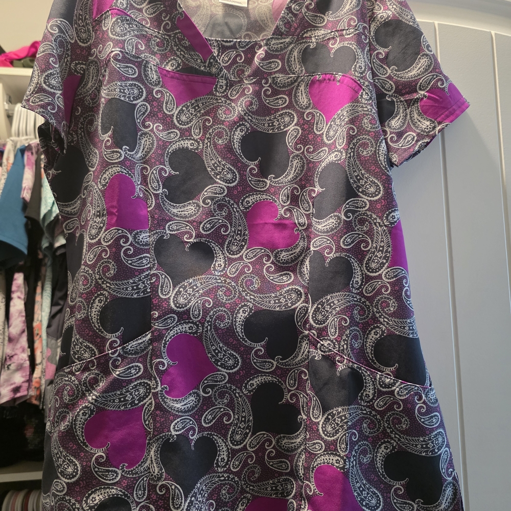 HeartSoul Pink and Gray Paisley Scrub Top